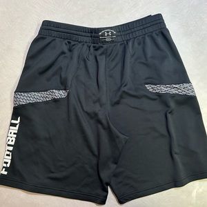 Men’s UnderArmour Performance Football Shorts, XXL